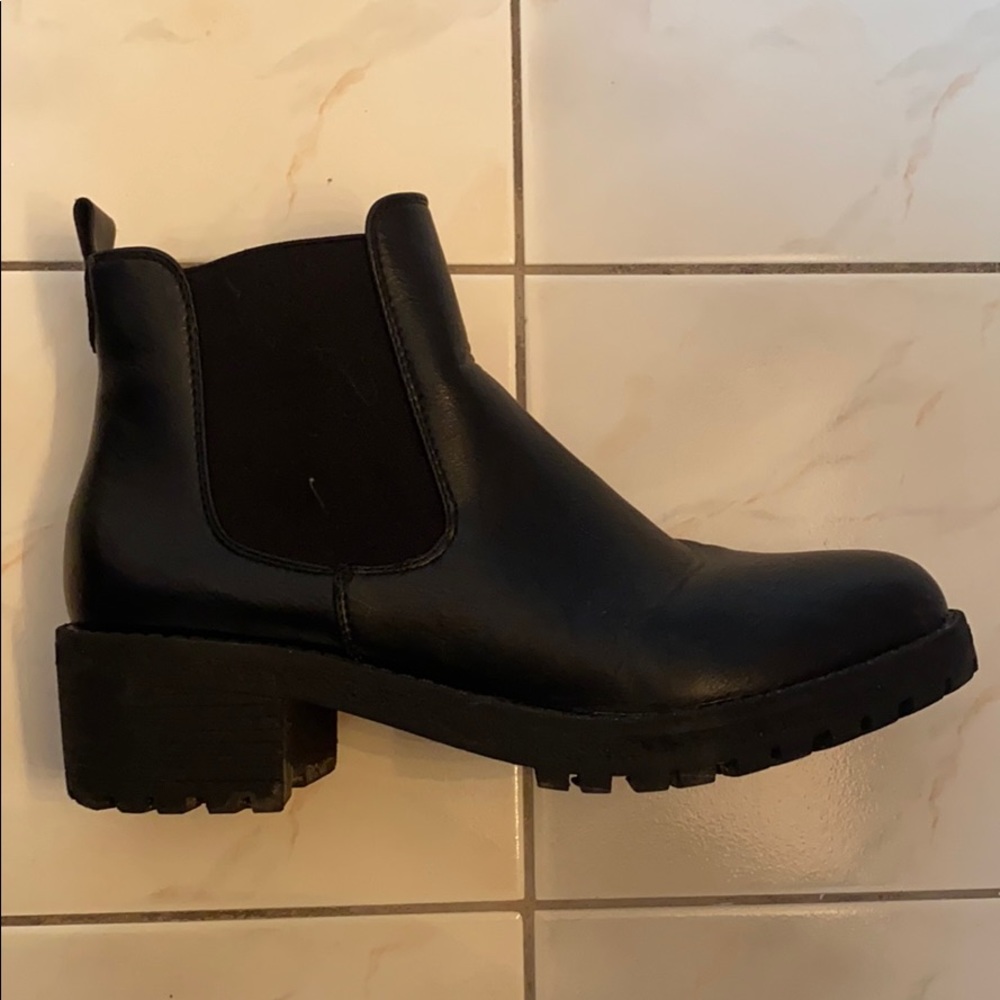 black booties